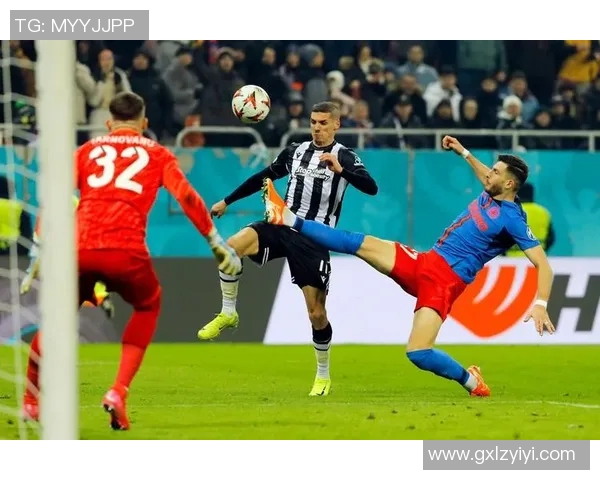 塞萨洛尼基足球俱乐部的辉煌历程与未来展望分析