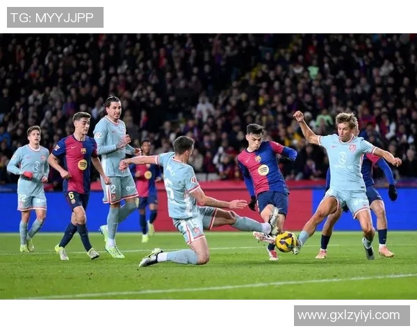 巴萨在与赛维的激烈对决中上演绝杀时刻，精彩瞬间令人难忘