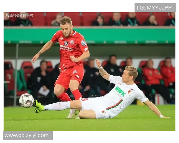 利物浦迎战奥格斯堡期待精彩对决两队球迷齐聚一堂共襄盛举