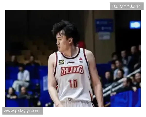 刘泽一的成长之路：从青涩少年到职场精英的蜕变与奋斗故事